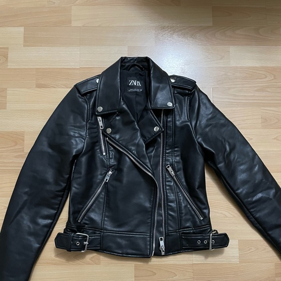 Zara Faux Black Leather Jacket - Picture 3 of 14